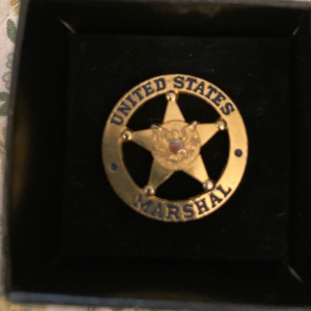 United States MARSHAL Lapel/Tie Pin-GOLDEN